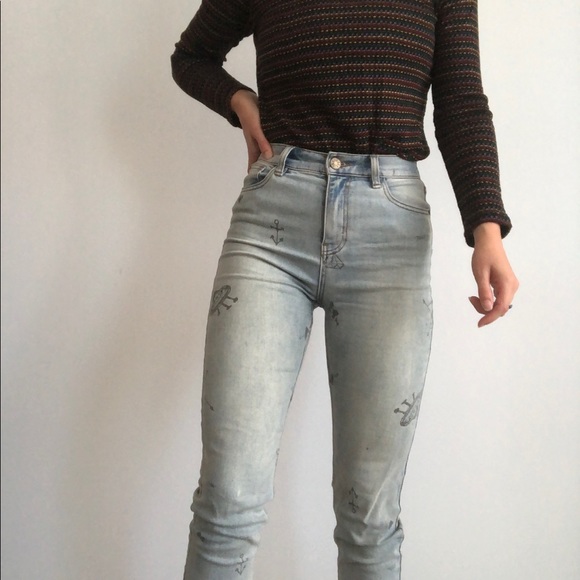 BDG High Rise Graphic Denim - Picture 3 of 8